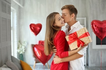 This Kiss Day, shower your lover with affection. (Shutterstock)