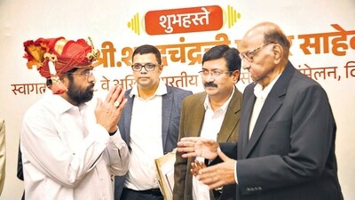 ‘Felicitated a traitor’: Sena (UBT) objects to Pawar’s praise of Shinde ‘Felicitated a traitor’: Sena (UBT) objects to Pawar’s praise of Shinde
