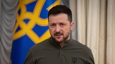 President Volodymyr Zelensky said the Kremlin is not interested in pursuing peace in Ukraine, as evidenced by the deadly Russian drone and missile strike on Kyiv early on Wednesday. (AP) President Volodymyr Zelensky said the Kremlin is not interested in pursuing peace in Ukraine, as evidenced by the deadly Russian drone and missile strike on Kyiv early on Wednesday. (AP)