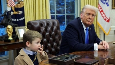 U.S. President Donald Trump looks on as X Æ A-12, Elon Musk's son, stands beside him in the Oval Office of the White House in Washington, D.C., U.S., February 11, 2025. REUTERS/Kevin Lamarque (REUTERS)