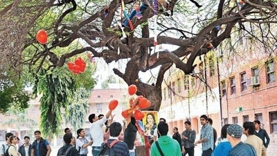 The Damdami Mai Puja used to be celebrated with full gusto back in the day, as students hung heart-shaped balloons and even condoms at the sacred Virgin Tree! (Photo: X (For Representational Purpose Only)) The Damdami Mai Puja used to be celebrated with full gusto back in the day, as students hung heart-shaped balloons and even condoms at the sacred Virgin Tree! (Photo: X (For Representational Purpose Only))