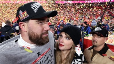 Taylor Swift offers emotional support to Travis Kelce following Kansas City Chiefs' defeat. (Photo by JAMIE SQUIRE / GETTY IMAGES NORTH AMERICA / Getty Images via AFP) (Getty Images via AFP) Taylor Swift offers emotional support to Travis Kelce following Kansas City Chiefs' defeat. (Photo by JAMIE SQUIRE / GETTY IMAGES NORTH AMERICA / Getty Images via AFP) (Getty Images via AFP)