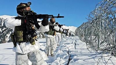 Army personnel along the LoC in Jammu and Kashmir’s Uri. (ANI/Representative) Army personnel along the LoC in Jammu and Kashmir’s Uri. (ANI/Representative)