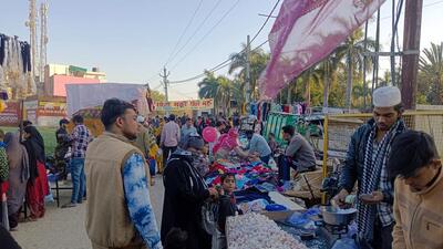 Till the time an alternative place is identified, the weekly markets will be held at their respective spots and officials will comply with the directions given by state officials (the chief secretary, said municipal officials. (Sunil Ghosh/HT Photo) Till the time an alternative place is identified, the weekly markets will be held at their respective spots and officials will comply with the directions given by state officials (the chief secretary, said municipal officials. (Sunil Ghosh/HT Photo)