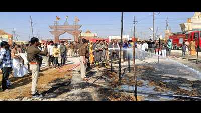 Two tents burnt in the fire outbreak at the Police Line Camp in Mahakumbh on Thursday (HT ) Two tents burnt in the fire outbreak at the Police Line Camp in Mahakumbh on Thursday (HT )