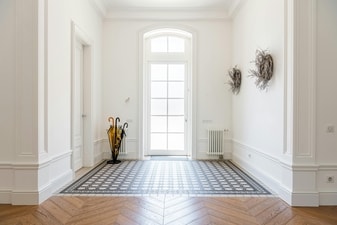 Foyer is often overlooked when in reality there are many opportunities to make it look presentable. (Pexels) Foyer is often overlooked when in reality there are many opportunities to make it look presentable. (Pexels)