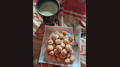 An Indian fitness enthusiast's plain breakfast of boiled soya chunks and milk drew attention online. (Reddit) An Indian fitness enthusiast's plain breakfast of boiled soya chunks and milk drew attention online. (Reddit)