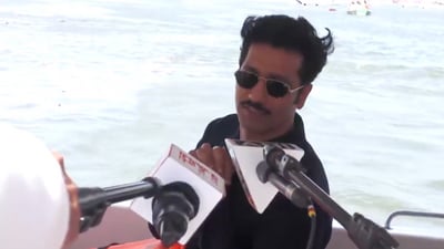 Bollywood actor Vicky Kaushal took a holy dip at Triveni Sangam during Mahakumbh 2025, expressing gratitude for the visit. Bollywood actor Vicky Kaushal took a holy dip at Triveni Sangam during Mahakumbh 2025, expressing gratitude for the visit.