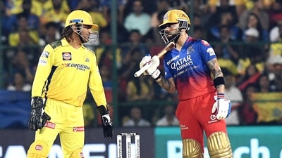 Chennai Super Kings' MS Dhoni and Royal Challengers Bengaluru's Virat Kohli during an IPL 2024 match. (ANI) Chennai Super Kings' MS Dhoni and Royal Challengers Bengaluru's Virat Kohli during an IPL 2024 match. (ANI)