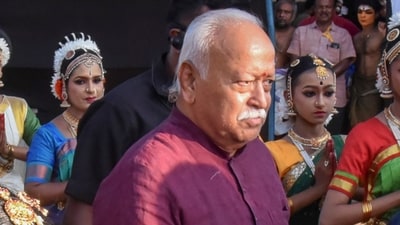 FILE: RSS Sarsanghchalak Mohan Bhagwat arrives to inaugurate the golden jubilee celebrations of Tapasya Kala Sahitya Vedi, in Kochi, on Tuesday, February. 4, 2025. (PTI) FILE: RSS Sarsanghchalak Mohan Bhagwat arrives to inaugurate the golden jubilee celebrations of Tapasya Kala Sahitya Vedi, in Kochi, on Tuesday, February. 4, 2025. (PTI)