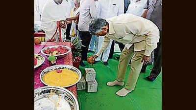 Chief minister N Chandrababu Naidu at the inauguration of CRDA project in Amaravati in October last year. (ANI) Chief minister N Chandrababu Naidu at the inauguration of CRDA project in Amaravati in October last year. (ANI)