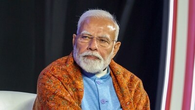 New Delhi Railway Station Stampede: PM Modi offered his condolences and hoped for the speedy recovery of the injured (PMO) New Delhi Railway Station Stampede: PM Modi offered his condolences and hoped for the speedy recovery of the injured (PMO)
