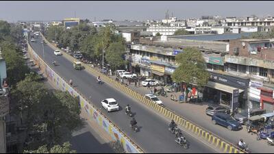 The elevated section will help reduce congestion and would also serve as a bypass for vehicles moving towards NH-9, Gautam Budh Nagar etc, the Ghaziabad parliamentarian said. (Sakib Ali/HT Photo) The elevated section will help reduce congestion and would also serve as a bypass for vehicles moving towards NH-9, Gautam Budh Nagar etc, the Ghaziabad parliamentarian said. (Sakib Ali/HT Photo)