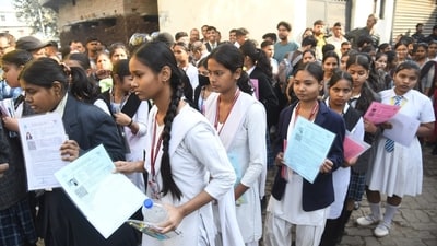 <p>Outside St. Dominic Savio's High School Danapur in Patna where students of Class 10 entering the exam centre. </p> (Santosh Kumar ) <p>Outside St. Dominic Savio's High School Danapur in Patna where students of Class 10 entering the exam centre. </p> (Santosh Kumar )