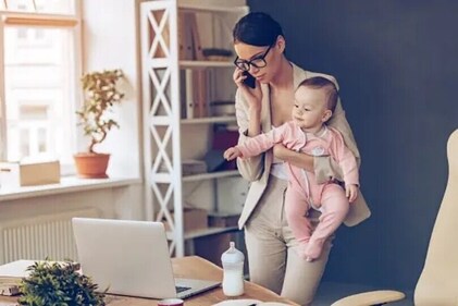 The motherhood penalty (Unsplash) The motherhood penalty (Unsplash)