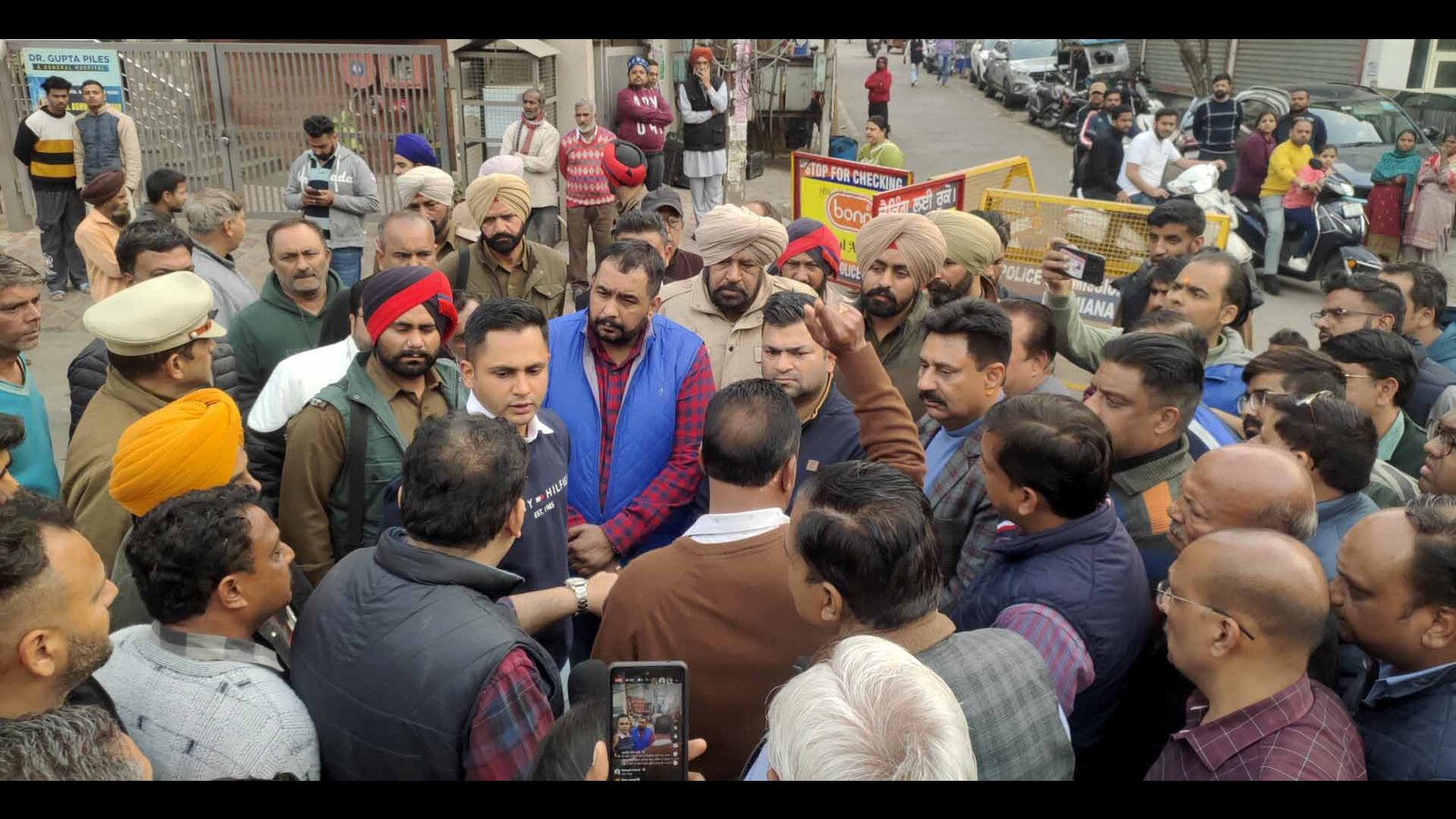 Ludhiana: AAP leader’s wife killed during ‘robbery’, police doubt story ...