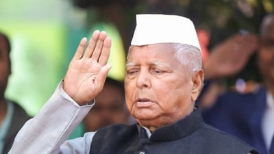 RJD chief Lalu Prasad Yadav said that railway minister must resign after stampede at New Delhi Railway Station. (PTI FILE) RJD chief Lalu Prasad Yadav said that railway minister must resign after stampede at New Delhi Railway Station. (PTI FILE)