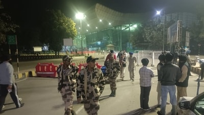 Security personnel outside the Sri Guru Ram Dass Jee International Airport in Amritsar on February 16. ( Sameer Sehgal/Hindustan Times) Security personnel outside the Sri Guru Ram Dass Jee International Airport in Amritsar on February 16. ( Sameer Sehgal/Hindustan Times)