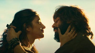 Kartik Aaryan and Sreeleela in a still from Anurag Basu's next untitled film. Kartik Aaryan and Sreeleela in a still from Anurag Basu's next untitled film.
