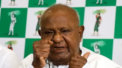 Former prime minister and JD(S) supremo HD Deve Gowda. (PTI) Former prime minister and JD(S) supremo HD Deve Gowda. (PTI)