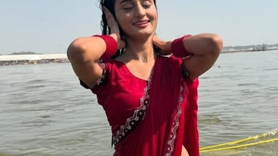 Payal Dhare at Kumbh (Instagram) Payal Dhare at Kumbh (Instagram)
