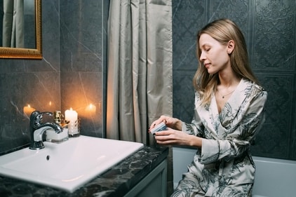 Scented candles are used to create the mood for mundane activities like doing skincare. (Pexels) Scented candles are used to create the mood for mundane activities like doing skincare. (Pexels)