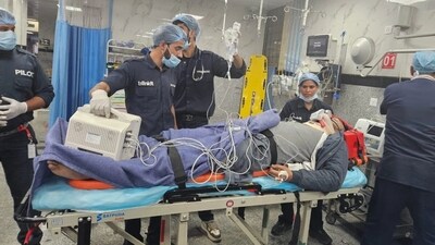 An AIIMS professor lauded Blinkit's ambulance service for its swift response. (LinkedIn/Prof Deepak Agrawal) An AIIMS professor lauded Blinkit's ambulance service for its swift response. (LinkedIn/Prof Deepak Agrawal)