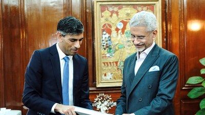 External Affairs Minister S Jaishankar meets Former UK Prime Minister Rishi Sunak, in New Delhi on Monday. (ANI Photo) (Dr. S. Jaishankar-X) External Affairs Minister S Jaishankar meets Former UK Prime Minister Rishi Sunak, in New Delhi on Monday. (ANI Photo) (Dr. S. Jaishankar-X)