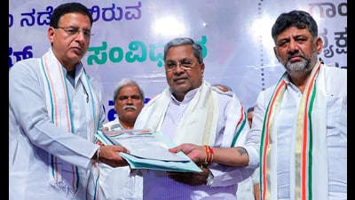 Addressing concerns over inflation, Siddaramaiah acknowledged public expectations while stressing the role of both central and state governments. (ANI PHOTO)