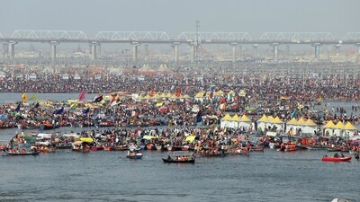 Amid overcrowding issues, devotees on Monday as well thronged the Triveni Sangam in Uttar Pradesh's Prayagraj to take a holy dip during the ongoing Maha Kumbh Mela 2025. The spiritual festival will conclude on Mahashivaratri on February 26. (Agency/HT Photo) Amid overcrowding issues, devotees on Monday as well thronged the Triveni Sangam in Uttar Pradesh's Prayagraj to take a holy dip during the ongoing Maha Kumbh Mela 2025. The spiritual festival will conclude on Mahashivaratri on February 26. (Agency/HT Photo)