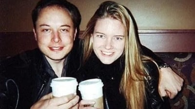 Elon Musk and Justine Wilson first met while they were both studying at Queen's University in Ontario, Canada. They were married from 2000-2008. (X/Dan Claps) Elon Musk and Justine Wilson first met while they were both studying at Queen's University in Ontario, Canada. They were married from 2000-2008. (X/Dan Claps)