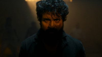 Madharasi title glimpse: Sivakarthikeyan plays the lead in AR Murugadoss' film. Madharasi title glimpse: Sivakarthikeyan plays the lead in AR Murugadoss' film.