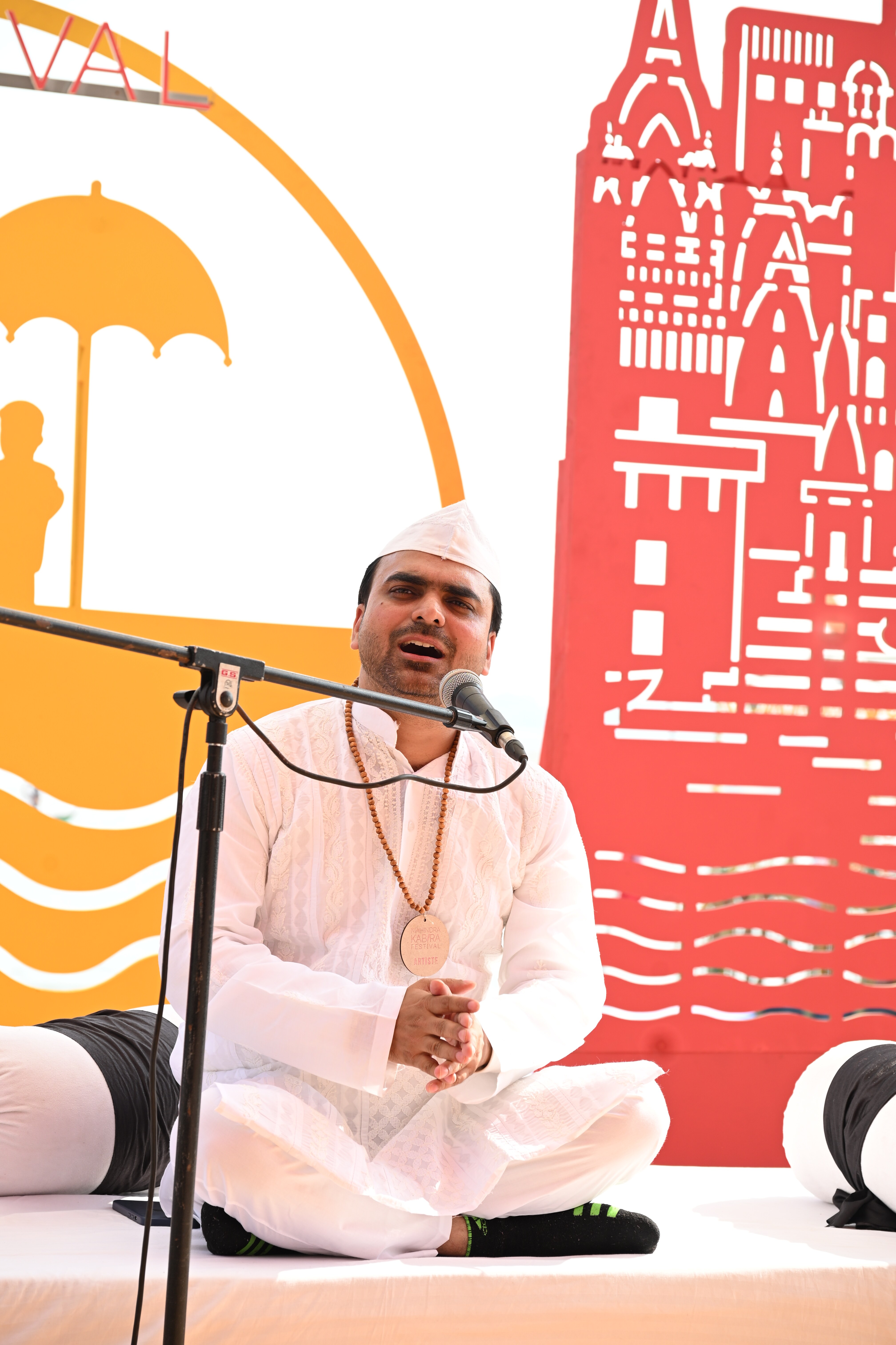 Dastaan-e-Kabir by Himanshu Bajpai (Courtesy Mahindra Kabira Festival) Dastaan-e-Kabir by Himanshu Bajpai (Courtesy Mahindra Kabira Festival)