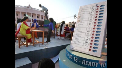 Election-Commission-of-India-tableaux PTI-Photo-Vijay-Verma Election-Commission-of-India-tableaux PTI-Photo-Vijay-Verma