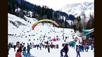 January recorded the ninth-lowest rainfall in Himachal since 1901. (Aqil Khan/HT) January recorded the ninth-lowest rainfall in Himachal since 1901. (Aqil Khan/HT)