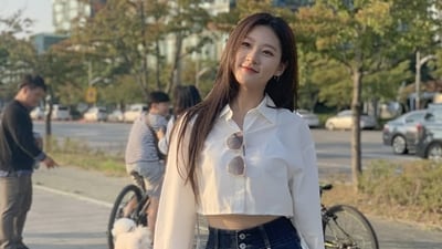 Kim Sae-ron won awards for her roles in A Brand New Life, The Man From Nowhere and others. Kim Sae-ron won awards for her roles in A Brand New Life, The Man From Nowhere and others.