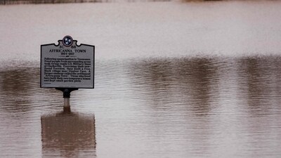 CLARKSVILLE, TENNESSEE - FEBRUARY 16: A historical marker is seen under flood waters on February 16, 2025 in Clarksville, Tennessee. Severe winter storms brought torrential rains causing intense flooding in Kentucky, Tennessee and parts of Florida and Georgia. Brett Carlsen/Getty Images/AFP (Photo by Brett Carlsen / GETTY IMAGES NORTH AMERICA / Getty Images via AFP) (Getty Images via AFP) CLARKSVILLE, TENNESSEE - FEBRUARY 16: A historical marker is seen under flood waters on February 16, 2025 in Clarksville, Tennessee. Severe winter storms brought torrential rains causing intense flooding in Kentucky, Tennessee and parts of Florida and Georgia. Brett Carlsen/Getty Images/AFP (Photo by Brett Carlsen / GETTY IMAGES NORTH AMERICA / Getty Images via AFP) (Getty Images via AFP)