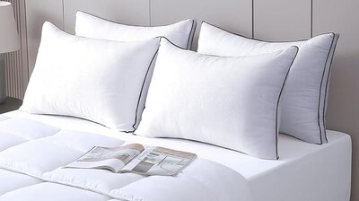 Bed cushions ensure a comfortable sleep.
