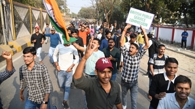 Aspirants stage a protest demanding cancellation of the BPSC 70th prelims exam held in December last year, at Gardanibagh in Patna (Santosh Kumar ) Aspirants stage a protest demanding cancellation of the BPSC 70th prelims exam held in December last year, at Gardanibagh in Patna (Santosh Kumar )