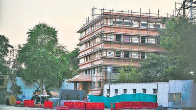 A view of the under-construction Delhi BJP Building at DDU Marg in New Delhi, India on Tuesday. (RAJ K RAJ /HT PHOTO) A view of the under-construction Delhi BJP Building at DDU Marg in New Delhi, India on Tuesday. (RAJ K RAJ /HT PHOTO)