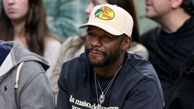 Floyd Mayweather is looking to buy stake in NFL team New York Giants. (Getty Images) Floyd Mayweather is looking to buy stake in NFL team New York Giants. (Getty Images)