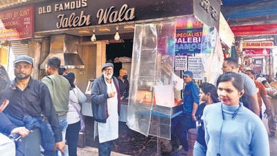 Food historian and writer Dr Pushpesh Pant at the Old Famous Jalebi Wala, a sweet shop in Dariba in Old Delhi. (HT PHOTO) Food historian and writer Dr Pushpesh Pant at the Old Famous Jalebi Wala, a sweet shop in Dariba in Old Delhi. (HT PHOTO)