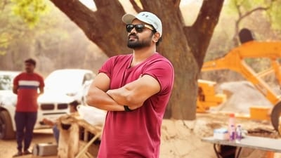 Manchu Manoj shared a statement clarifying that he was not taken into police custody. Manchu Manoj shared a statement clarifying that he was not taken into police custody.