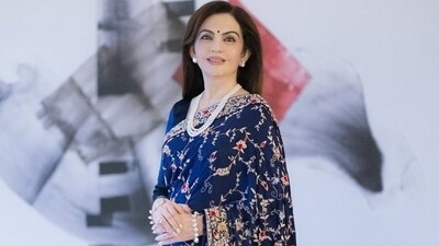 Nita Ambani wore a Parsi Gara saree with pearl-diamond jewels to Harvard. Nita Ambani wore a Parsi Gara saree with pearl-diamond jewels to Harvard.