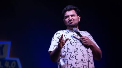 Old video of Samay Raina from his show in Ahemdabad in 2024 has gone viral again Old video of Samay Raina from his show in Ahemdabad in 2024 has gone viral again
