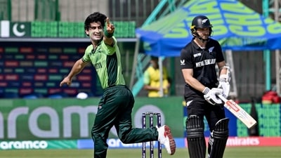 It was a see-saw first 10 overs, with New Zealand getting off to a quick start only to be rocked later as they lost three wickets in the first 17 overs. Naseem Shah got the all-important wicket of the in-form Kane Williamson, restricting the former New Zealand captain to a score of one. (AFP) It was a see-saw first 10 overs, with New Zealand getting off to a quick start only to be rocked later as they lost three wickets in the first 17 overs. Naseem Shah got the all-important wicket of the in-form Kane Williamson, restricting the former New Zealand captain to a score of one. (AFP)