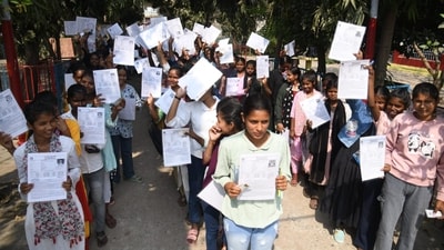 Students must carry their admit cards. Candidates without hall tickets will be denied entry into the examination hall. (Santosh Kumar) Students must carry their admit cards. Candidates without hall tickets will be denied entry into the examination hall. (Santosh Kumar)