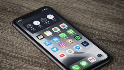 iPhone SE models always serve as the entry point to Apple's iPhone lineup. (Unsplash) iPhone SE models always serve as the entry point to Apple's iPhone lineup. (Unsplash)