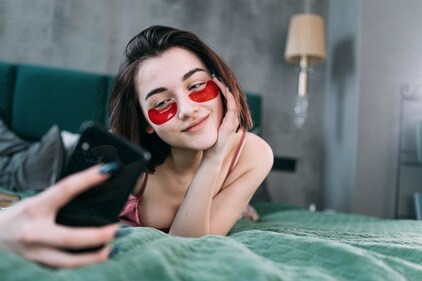 The delicate skin around the eyes and neck requires special care to combat ageing signs. (Pexels) The delicate skin around the eyes and neck requires special care to combat ageing signs. (Pexels)
