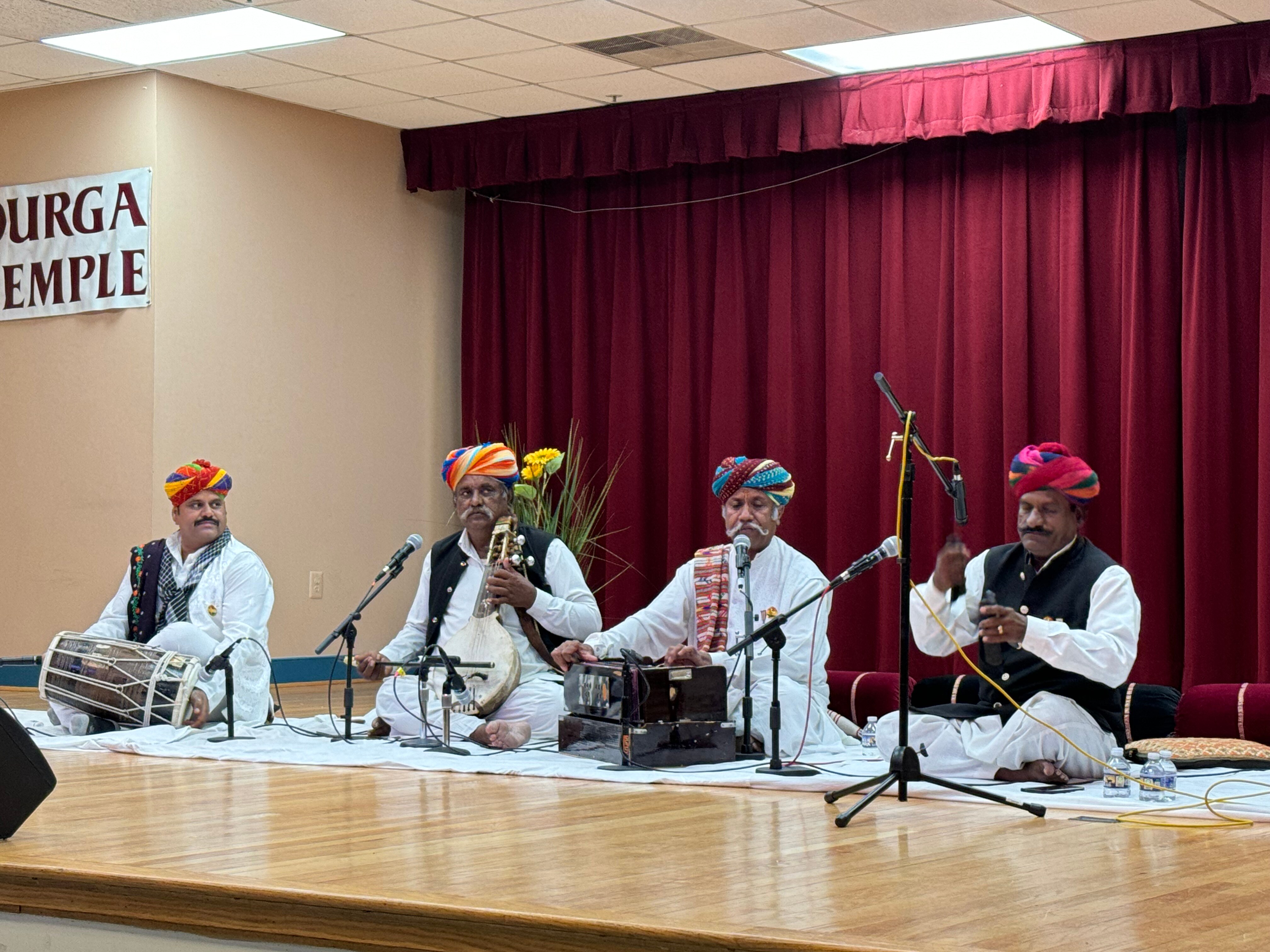 Anwar Khan Manganiar and his group comprising Ghevar Khan on kamaicha, Manzoor Khan on dholak and Gazi Khan on khartal showcased Rajasthan’s folk music (Manjari Sinha) Anwar Khan Manganiar and his group comprising Ghevar Khan on kamaicha, Manzoor Khan on dholak and Gazi Khan on khartal showcased Rajasthan’s folk music (Manjari Sinha)